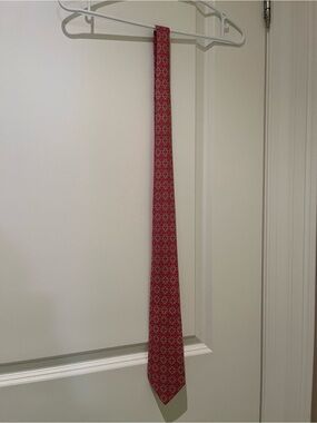 Hermes Red Geometric Silk Tie